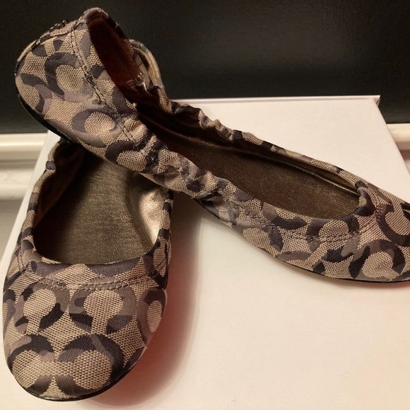 COACH Ballet Flats - Picture 2 of 5